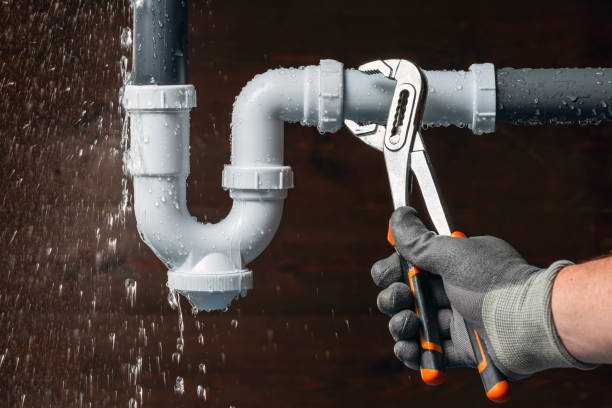 Professional Gas Line Repair technician working in Gunter, TX